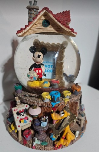 Vintage disney snow - vintage, globe
