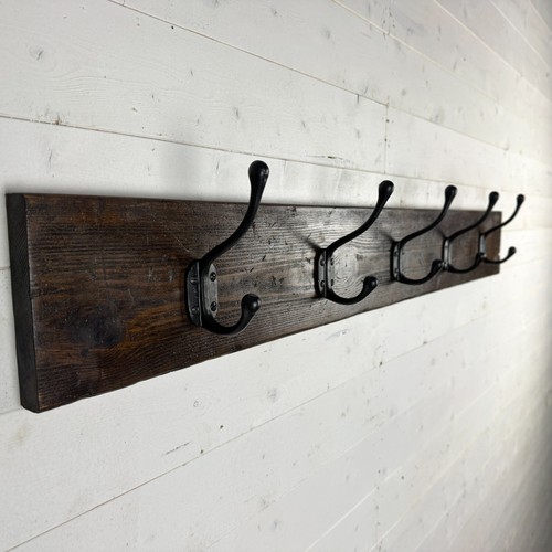 Set iron hooks on - 5,