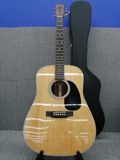 MARTIN Acoustic Guitar D-28