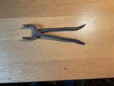 Blacksmiths pinchers/tongs, vintage.