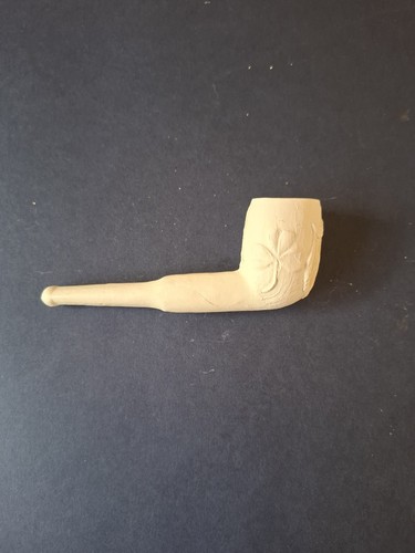 Antique clay pipe - clay, pipe.