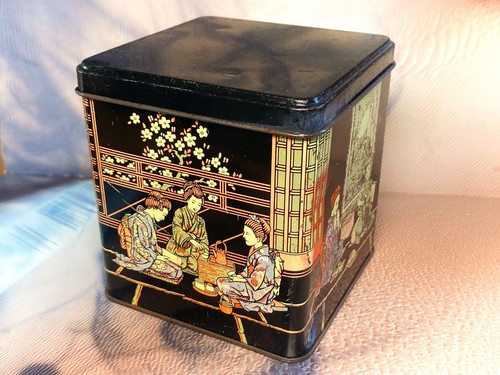 Mildly distressed chinoiserie - distressed,