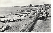 postcard - isle of sheppey sheerness the beach