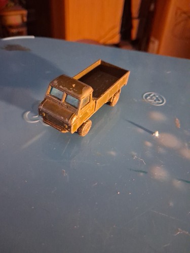Husky diecast metal - husky, toy