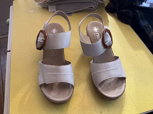 Reiker ladies antistress beige