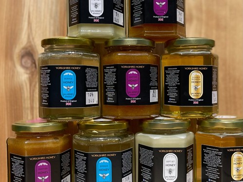 2025 pure yorkshire raw - raw, honey