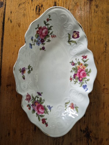 Fine bone china - bone, crown