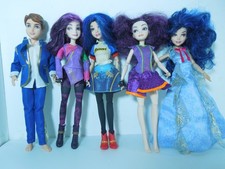 Disney Descendants Doll Bundle