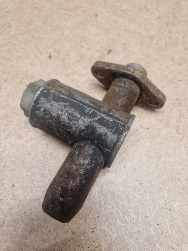 Lockheed master cylinder - lockheed,
