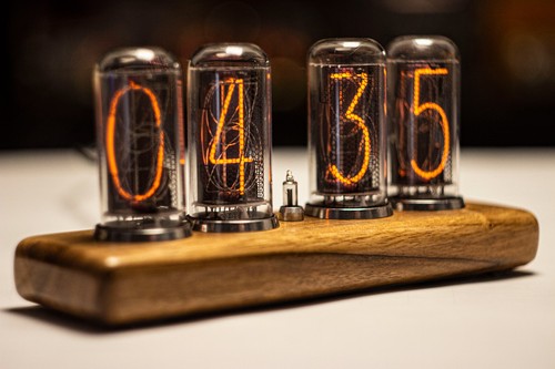 Nixie clock in18 4 tube - in18,