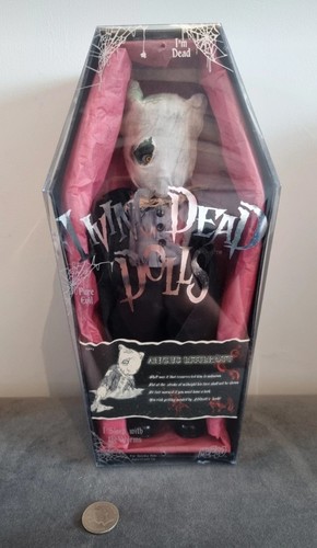 Mezco living dead dolls series - mezco,
