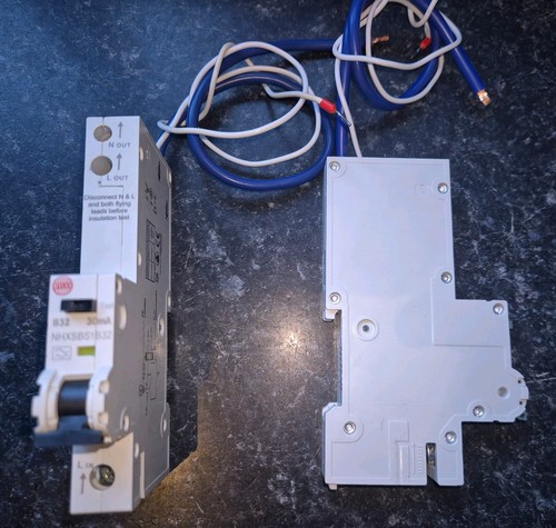 Wylex amp curve - 32, b