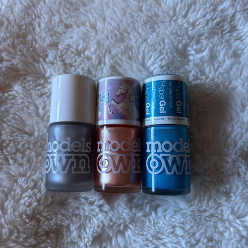 Models own nail - nail, polishes