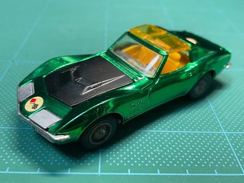 Corgi toys chevrolet corvette - corgi,