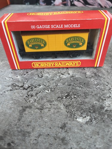 Hornby r021 closed van - r021,