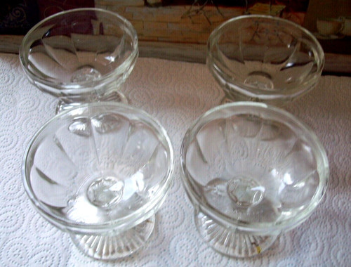 Heavy glass deserts dishes - heavy,