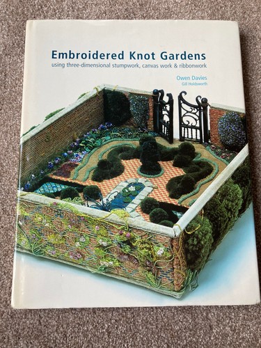 Embroidered knot gardens - knot,