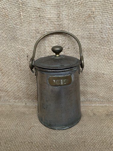 Antique cream tin milk - /, churn