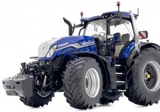 Universal Hobbies Marge Models 1:32 Scale New Holland T7.440 XD 1/500