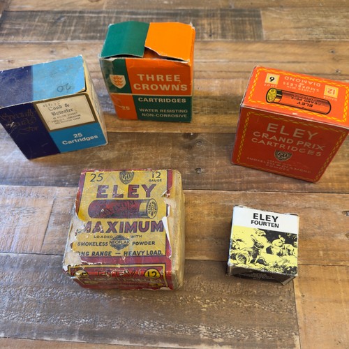 Empty vintage collectable - x,