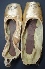 Nichols, Kyra - Signed Pointe