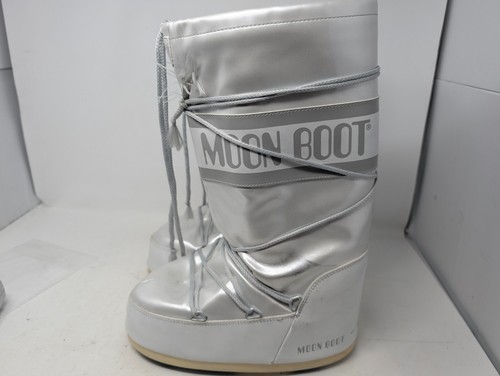 Holy cow moon boot - holy, cow!