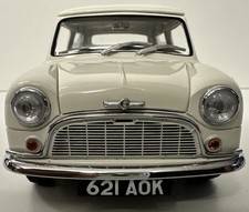 Kyosho Morris Mini Minors 1:18