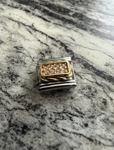New cuz gold - , fits