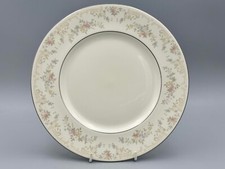Royal Doulton Diana H5079 - 10,3/4" Dinner Plate.