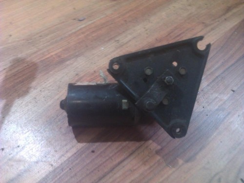 Isuzu midi 1992 windscreen - isuzu,