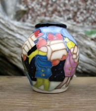 Moorcroft Exquisite CHRISTMAS DELIVERY Miniature Vase 4/2 Retail Price £299