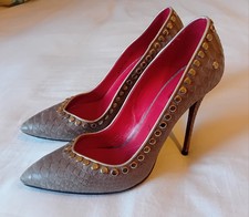 CESARE PACIOTTI Dagger Heels Size 6.5 Italian Leather Grey Croc Gold Stud