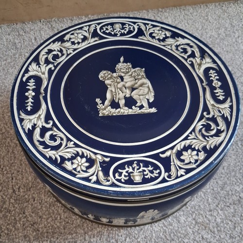 Huntley palmers jasperware - &,