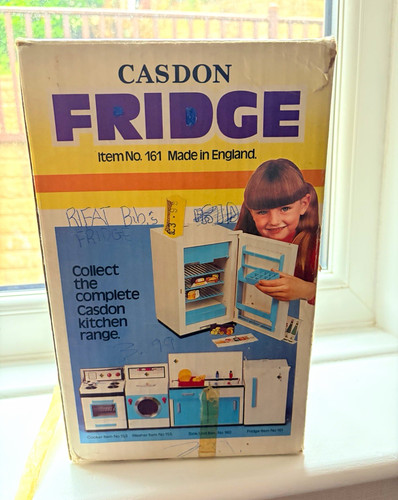 Casdon toy fridge kitchen - casdon,