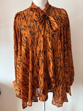 Womens blouse with pussy bow