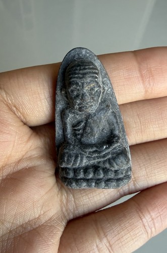 Vintage thai buddha amulet - vintage,