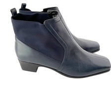 Markon Womens Leather Square