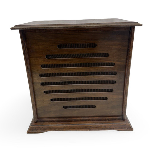 Vintage 1920s table - -top, cone