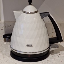 De'Longhi Brillante 3000W 1.7L