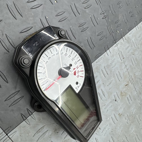 Suzuki gsxr 750 speedo - k1,