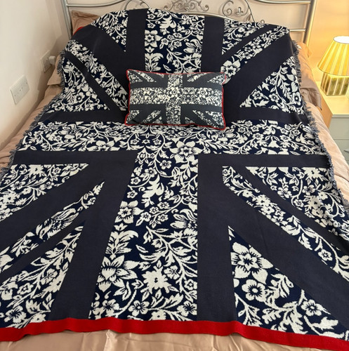 Union jack throw 100 - m&s,
