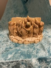 Harmony Kingdom -‘Holding Court’ Penguins byPeter Calvesbert Pre-Release(c)