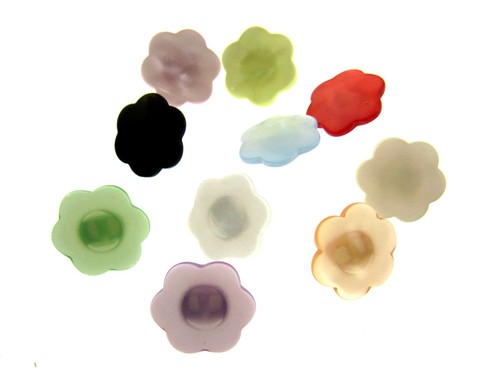 Daisy flower shank buttons - shank,
