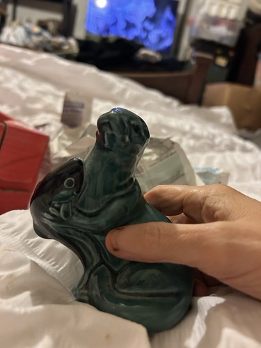 Poole pottery otter figurine - pottery,