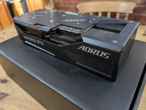 Gigabyte aorus geforce - gigabyte,