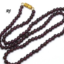 VINTAGE GARNET BEAD NECKLACE