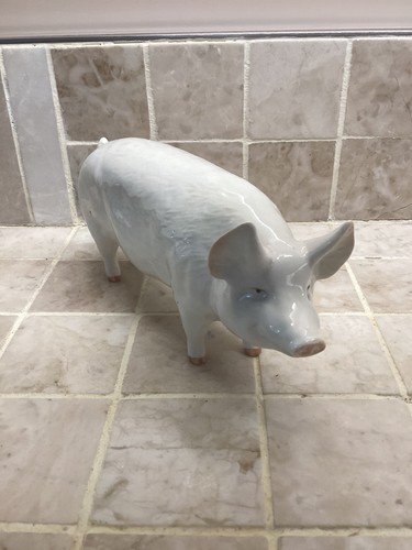 Beswick pig champion - beswick, 'champion