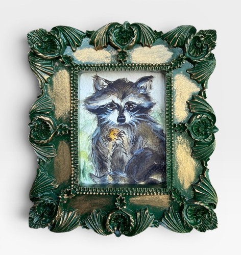 Raccoon holding cookie mini - holding,
