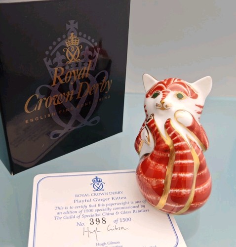 Royal crown derby playful - royal,