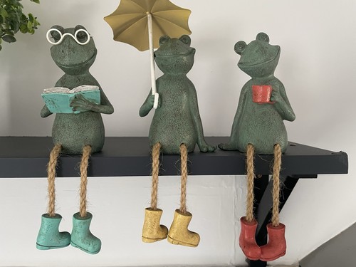 Next frog shelf sitter - next,